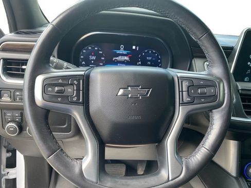 Certified 2022 Chevrolet Tahoe Z71 w/ Luxury Package AWD/4WD image 21