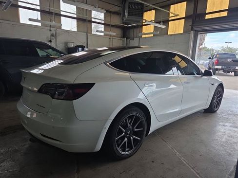 Used 2018 Tesla Model 3 Long Range AWD/4WD image 5