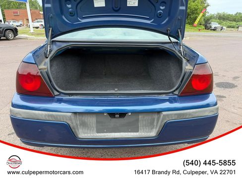 Used 2004 Chevrolet Impala w/ Preferred Equipment Group FWD image 12