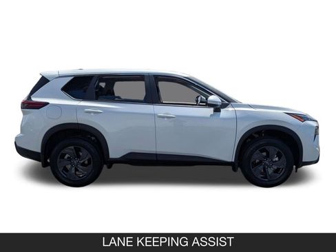 New 2026 Nissan Rogue SV FWD image 6