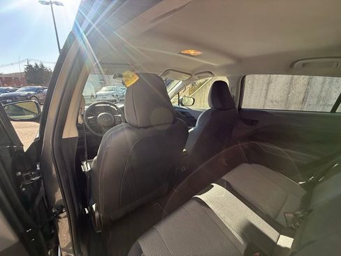 Used 2024 Subaru Crosstrek 2.0i Premium image 19