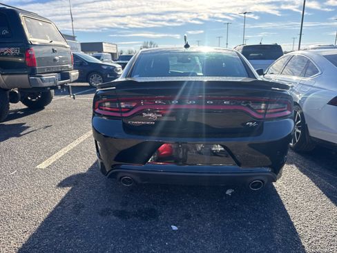 Used 2023 Dodge Charger R/T w/ Navigation & Travel Group image 6