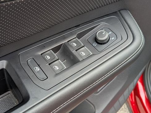 Used 2024 Volkswagen Atlas SEL Premium R-Line image 14