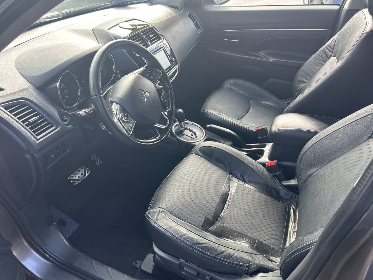 Used 2017 Mitsubishi Outlander Sport SEL AWD/4WD image 7