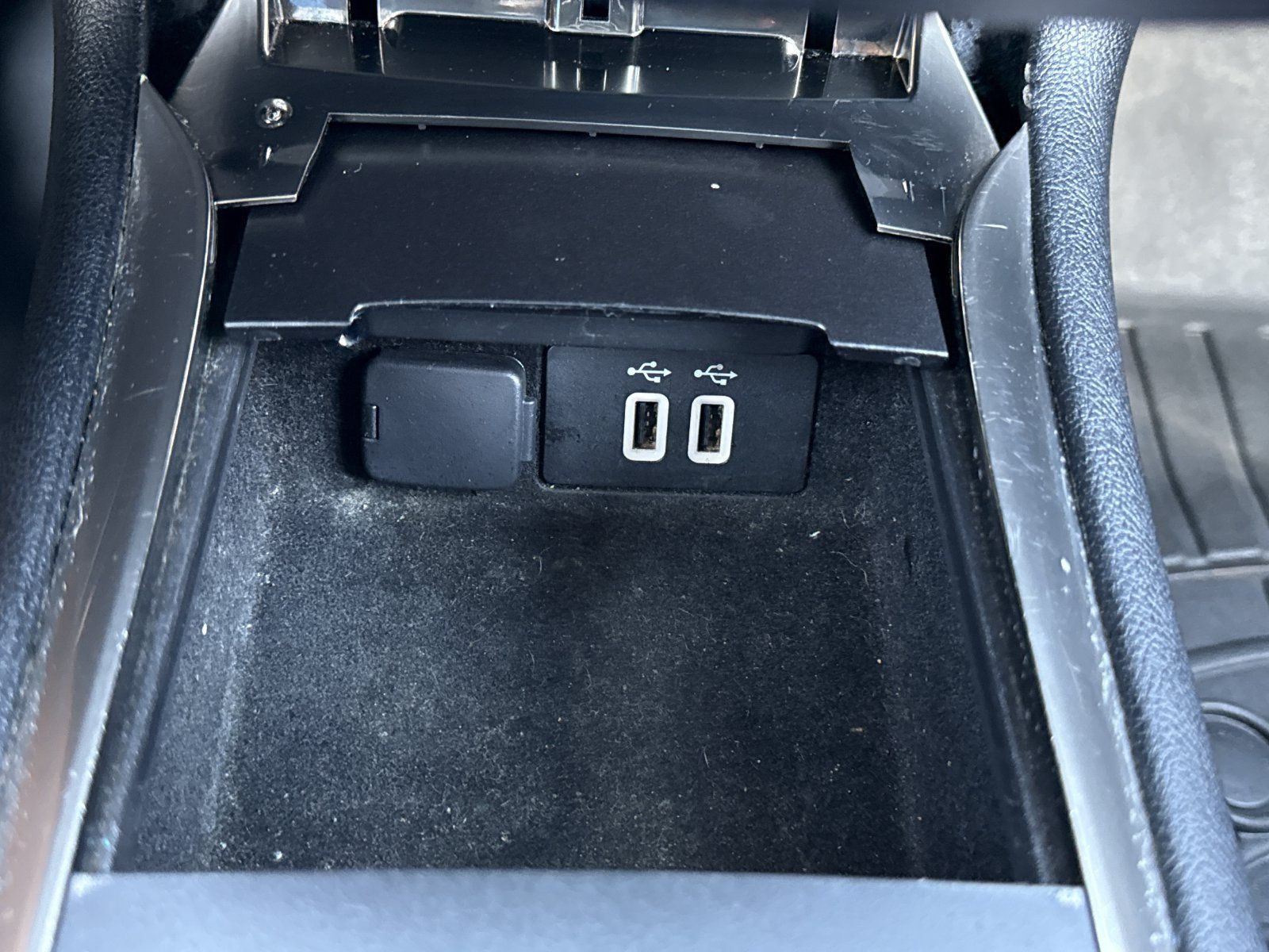 Used 2017 Lincoln MKC Reserve AWD/4WD image 30