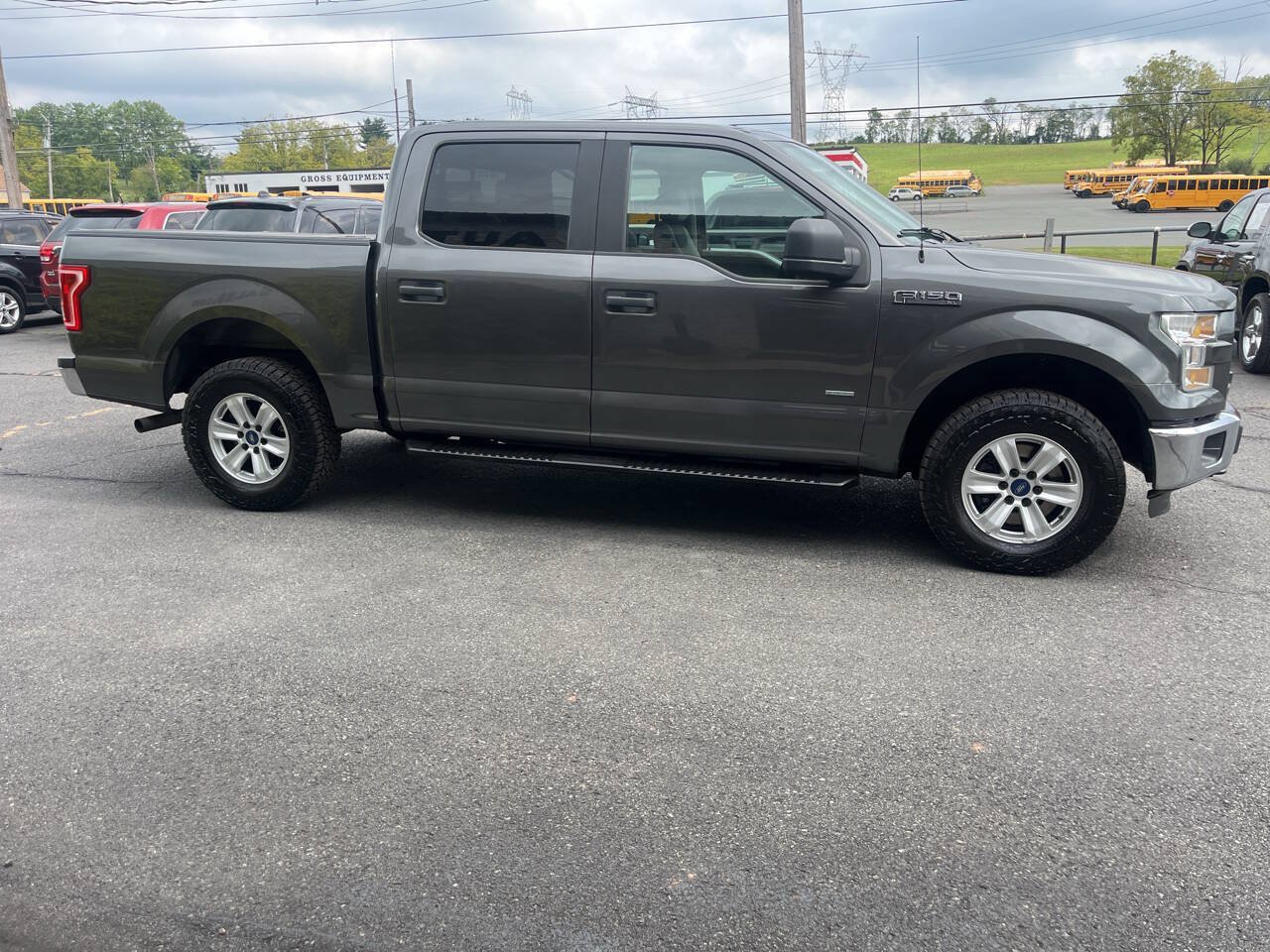 Used 2015 Ford F150 XL w/ Equipment Group 101A Mid AWD/4WD image 5