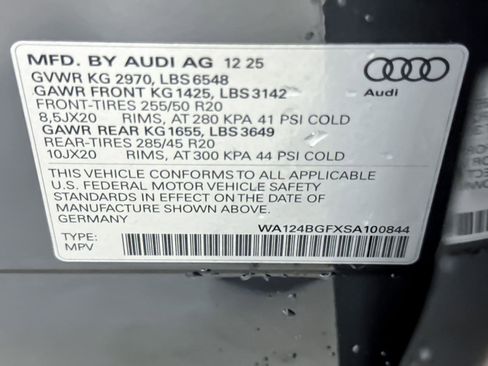 New 2025 Audi Q6 e-tron Premium Plus image 28