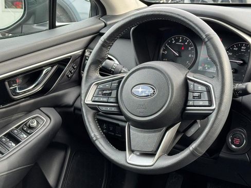 Used 2025 Subaru Outback Limited image 13