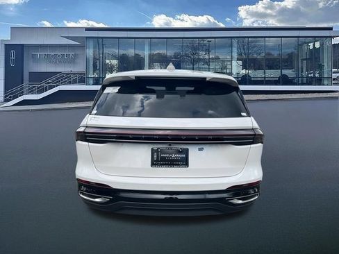 New 2026 Lincoln Nautilus Premier w/ Equipment Group 102A AWD/4WD image 7