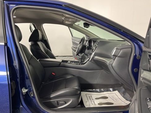 Used 2023 Nissan Maxima SV w/ Floor Mat Group image 39