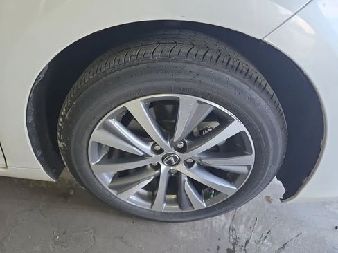 Used 2020 Lexus ES 350 w/ Premium Package FWD image 10