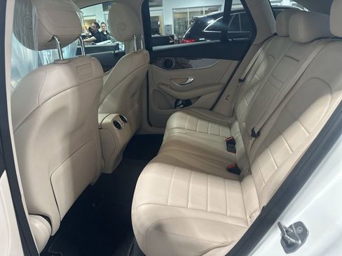 Used 2018 Mercedes-Benz GLC 300 image 5