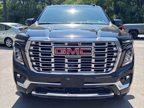 Used 2026 GMC Yukon XL Denali RWD image 6