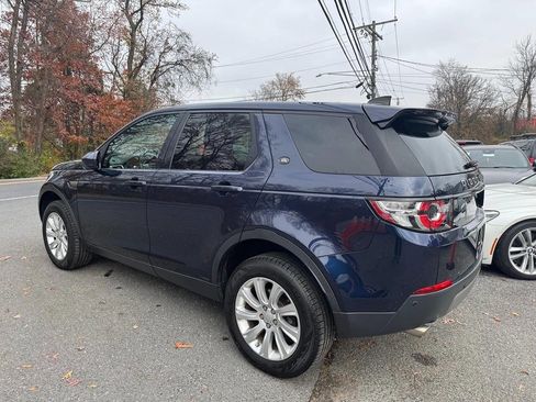 Used 2019 Land Rover Discovery Sport SE image 7