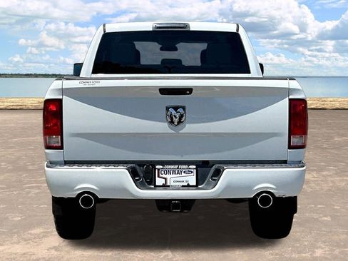 Used 2014 RAM 1500 Express AWD/4WD image 7