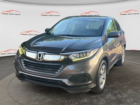 Used 2019 Honda HR-V LX image 1