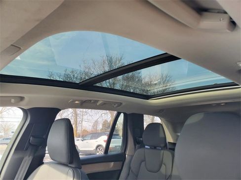 Certified 2025 Volvo XC90 B6 Plus image 14