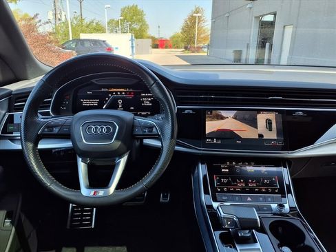 Used 2020 Audi SQ8 Premium Plus w/ Driver Assistance Package AWD/4WD image 12
