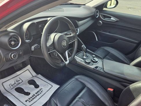 Used 2018 Alfa Romeo Giulia Ti w/ Nero Edizione image 11