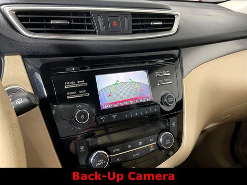 Used 2015 Nissan Rogue SV AWD/4WD image 10