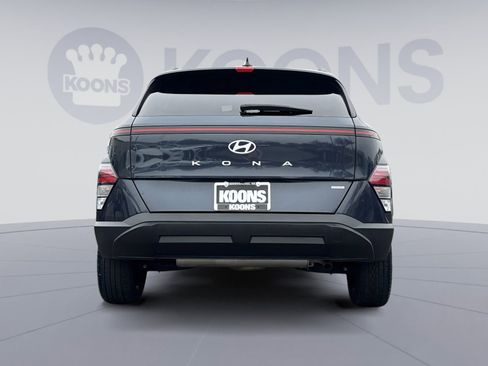 Certified 2025 Hyundai Kona SEL image 5