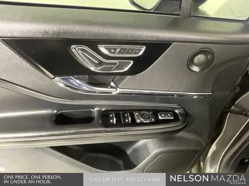 Used 2021 Lincoln Corsair Reserve w/ Equipment Group 201A AWD/4WD image 17