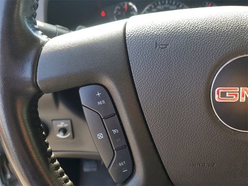 Used 2023 GMC Savana 2500 w/ Driver Convenience Package image 19