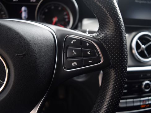 Used 2019 Mercedes-Benz CLA 250 image 5