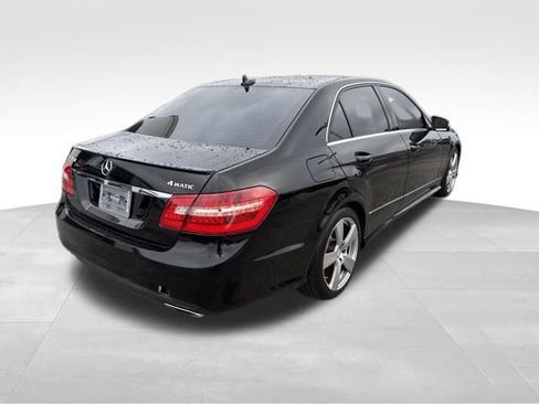Used 2011 Mercedes-Benz E 350 4MATIC Sedan image 11