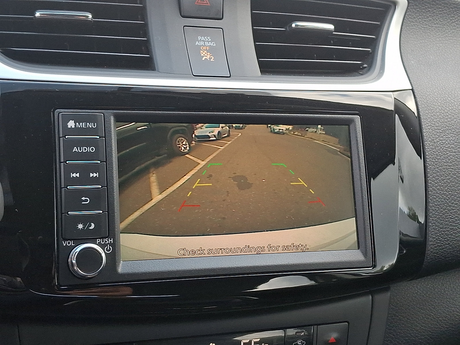 Certified 2019 Nissan Sentra SV FWD image 20