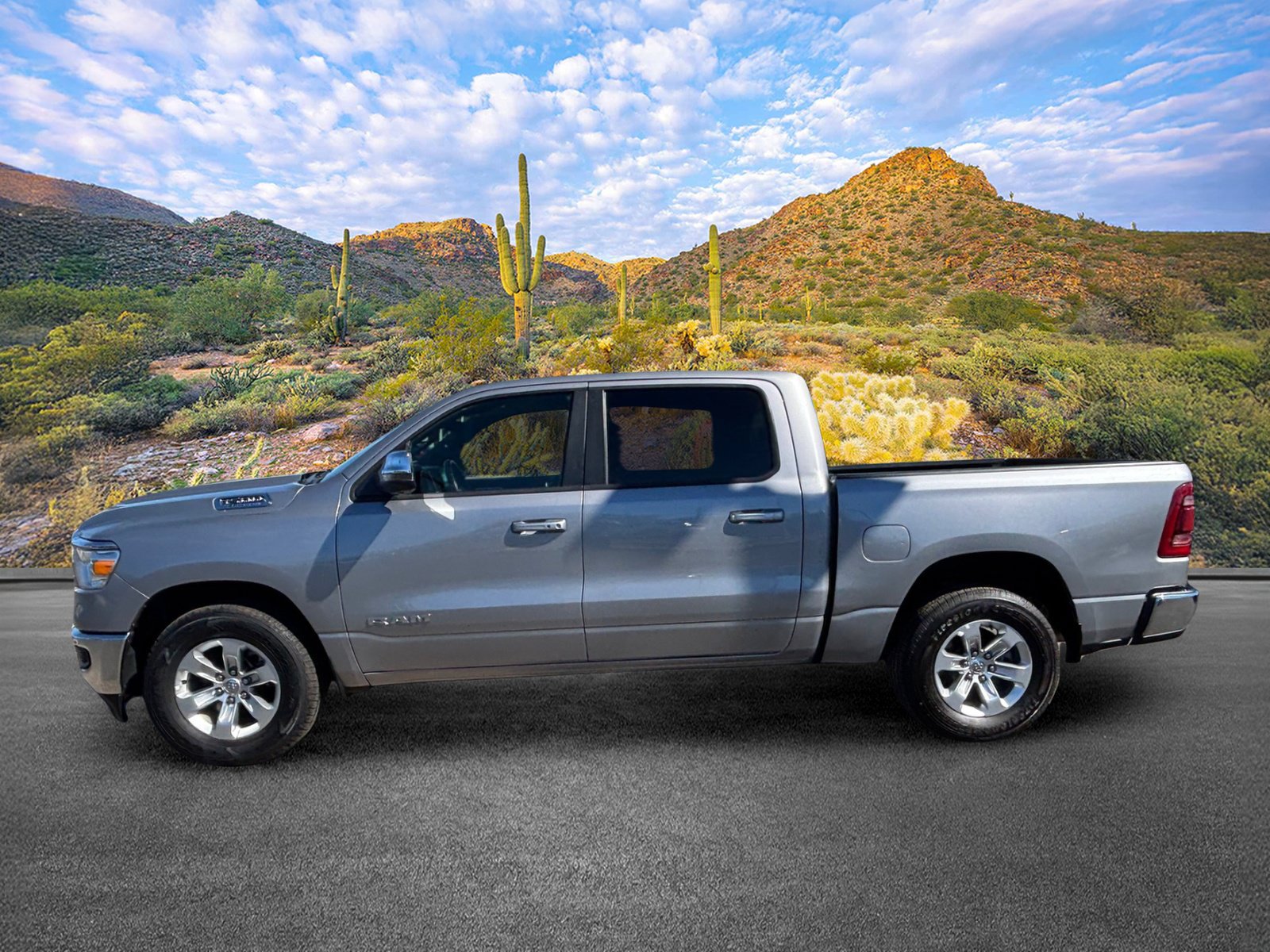 Used 2024 RAM 1500 Laramie RWD image 7