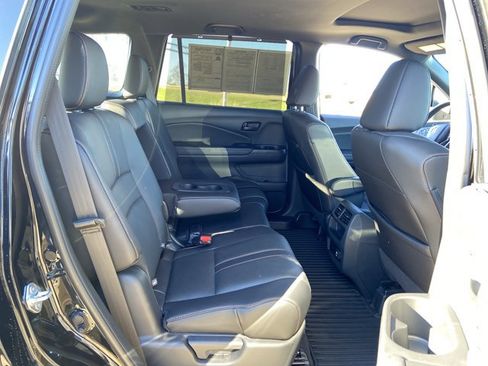 Used 2023 Honda Passport TrailSport image 13