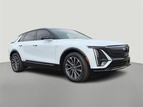 New 2026 Cadillac Lyriq Premium Sport image 8