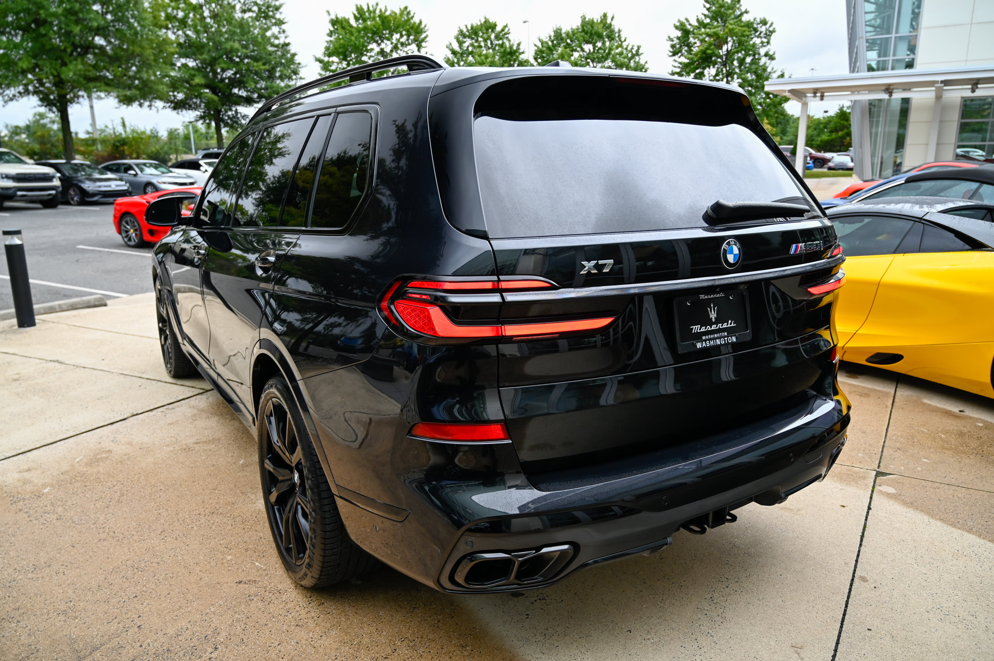 Used 2024 BMW X7 M60i w/ Executive Package AWD/4WD image 7