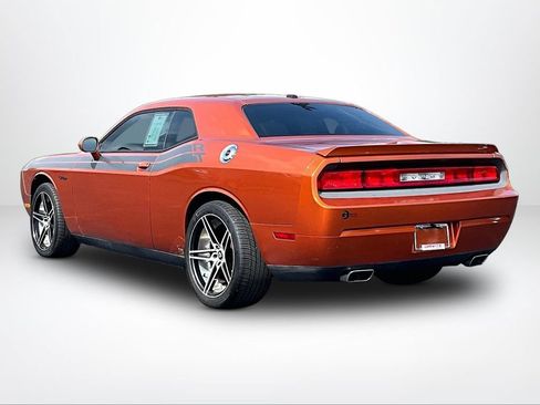 Used 2011 Dodge Challenger R/T RWD image 12