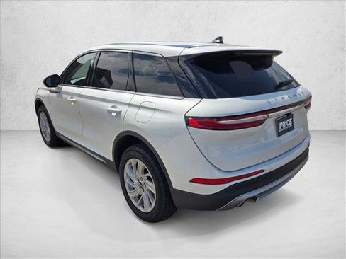 Used 2024 Lincoln Corsair FWD image 7