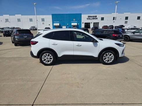 Used 2025 Ford Escape Active w/ Cold Weather Package FWD image 16