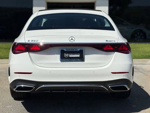 Used 2025 Mercedes-Benz E 350 4MATIC Sedan image 13