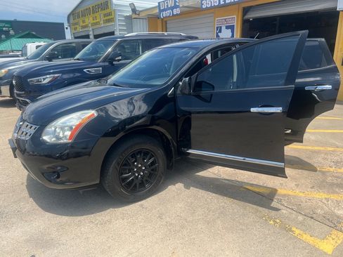 Used 2012 Nissan Rogue S FWD image 8