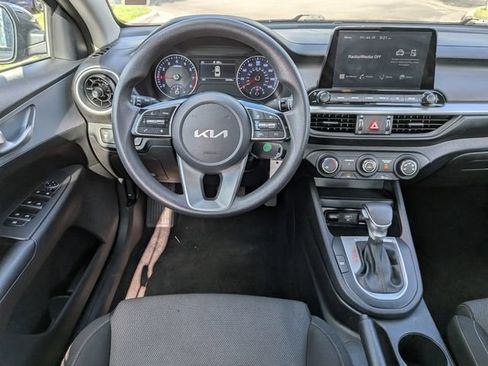 Certified 2024 Kia Forte LXS FWD image 17