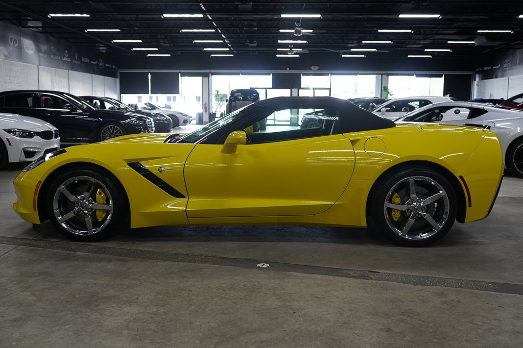 Used 2015 Chevrolet Corvette Stingray Convertible w/ 3LT Preferred Equipment Group RWD image 3