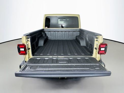 New 2026 Jeep Gladiator Rubicon image 28