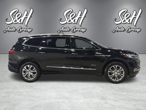 Used 2019 Buick Enclave Avenir w/ Avenir Technology Package AWD/4WD image 23