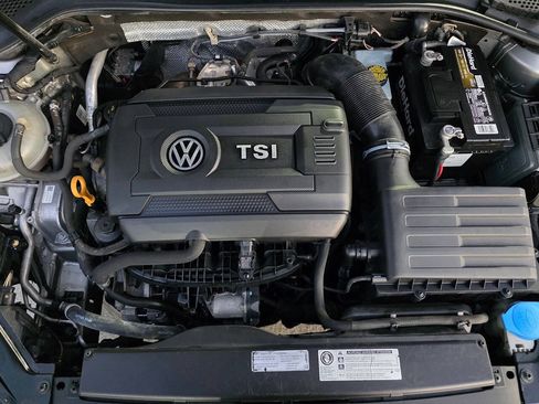 Used 2015 Volkswagen Golf S FWD image 56