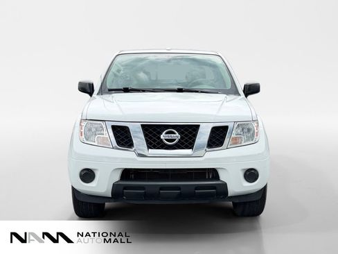 Used 2017 Nissan Frontier SV RWD image 8