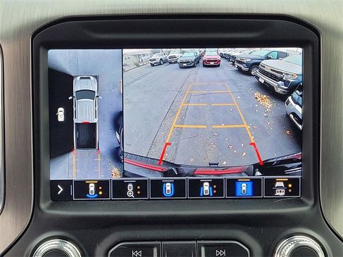 Used 2020 GMC Sierra 3500 Denali w/ Denali Ultimate Package image 13