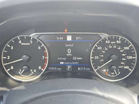 Used 2024 Nissan Altima 2.5 SL FWD image 11