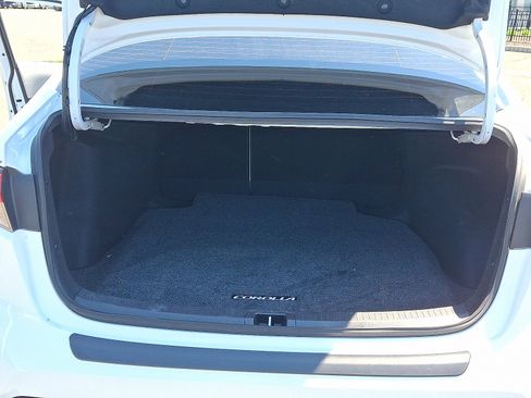 Used 2023 Toyota Corolla LE w/ Carpet Mat Package (TMS) AWD/4WD image 28