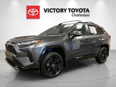 Used 2023 Toyota RAV4 SE w/ Convenience Package AWD/4WD image 1