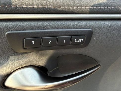 Used 2022 Lexus ES 350 w/ Premium Package FWD image 19